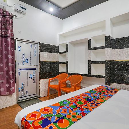 Fabexpress Milan Palace Ayodhya Ngoại thất bức ảnh