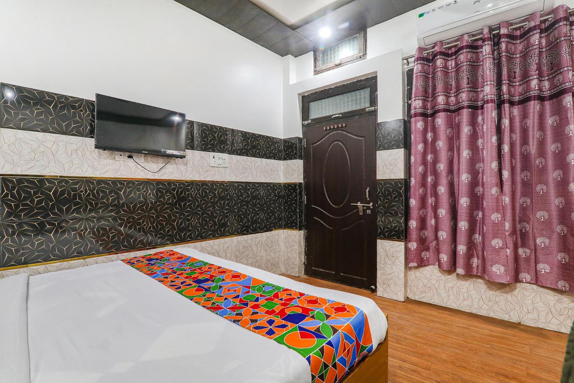 Fabexpress Milan Palace Ayodhya Ngoại thất bức ảnh