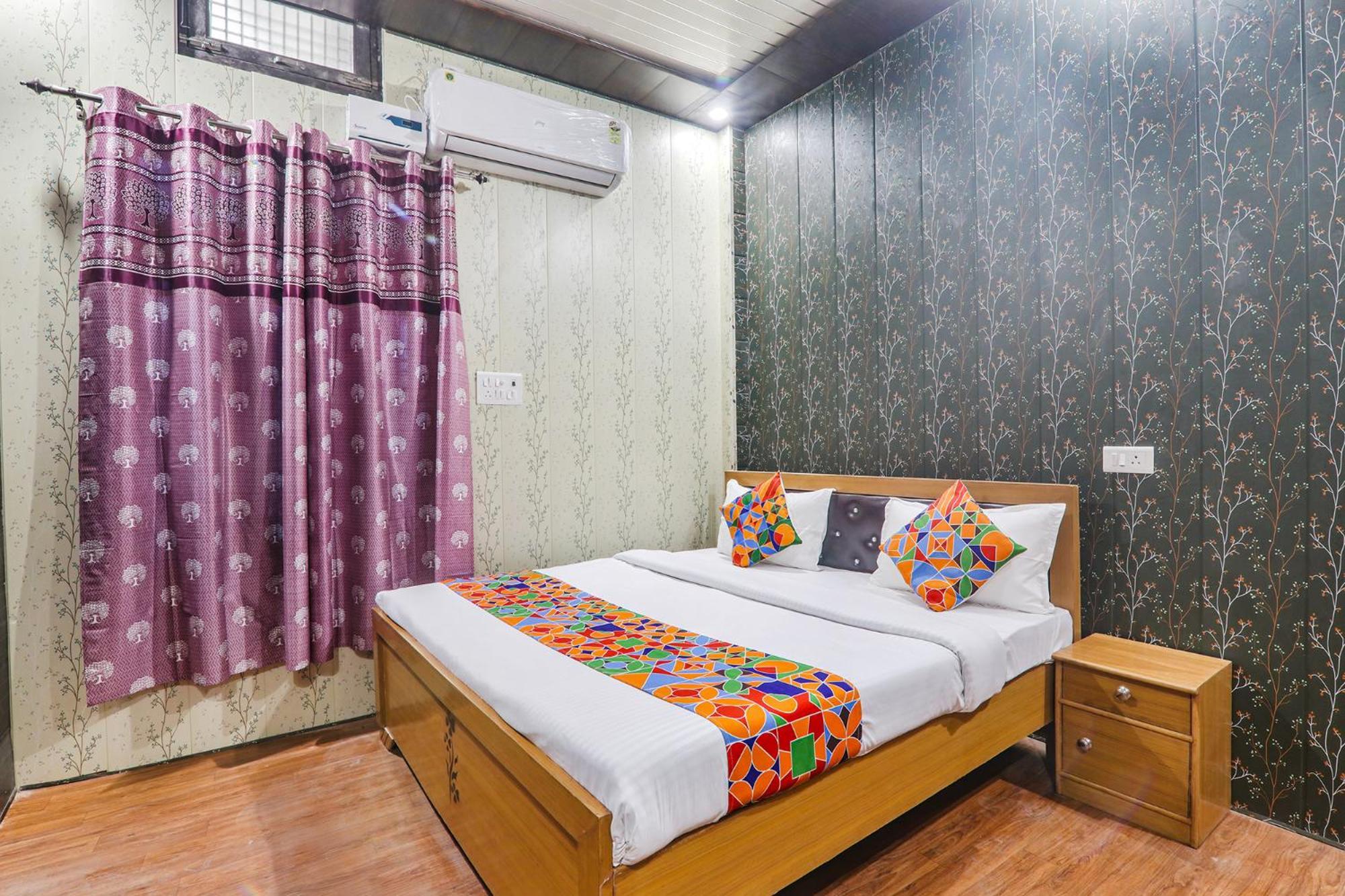 Fabexpress Milan Palace Ayodhya Ngoại thất bức ảnh