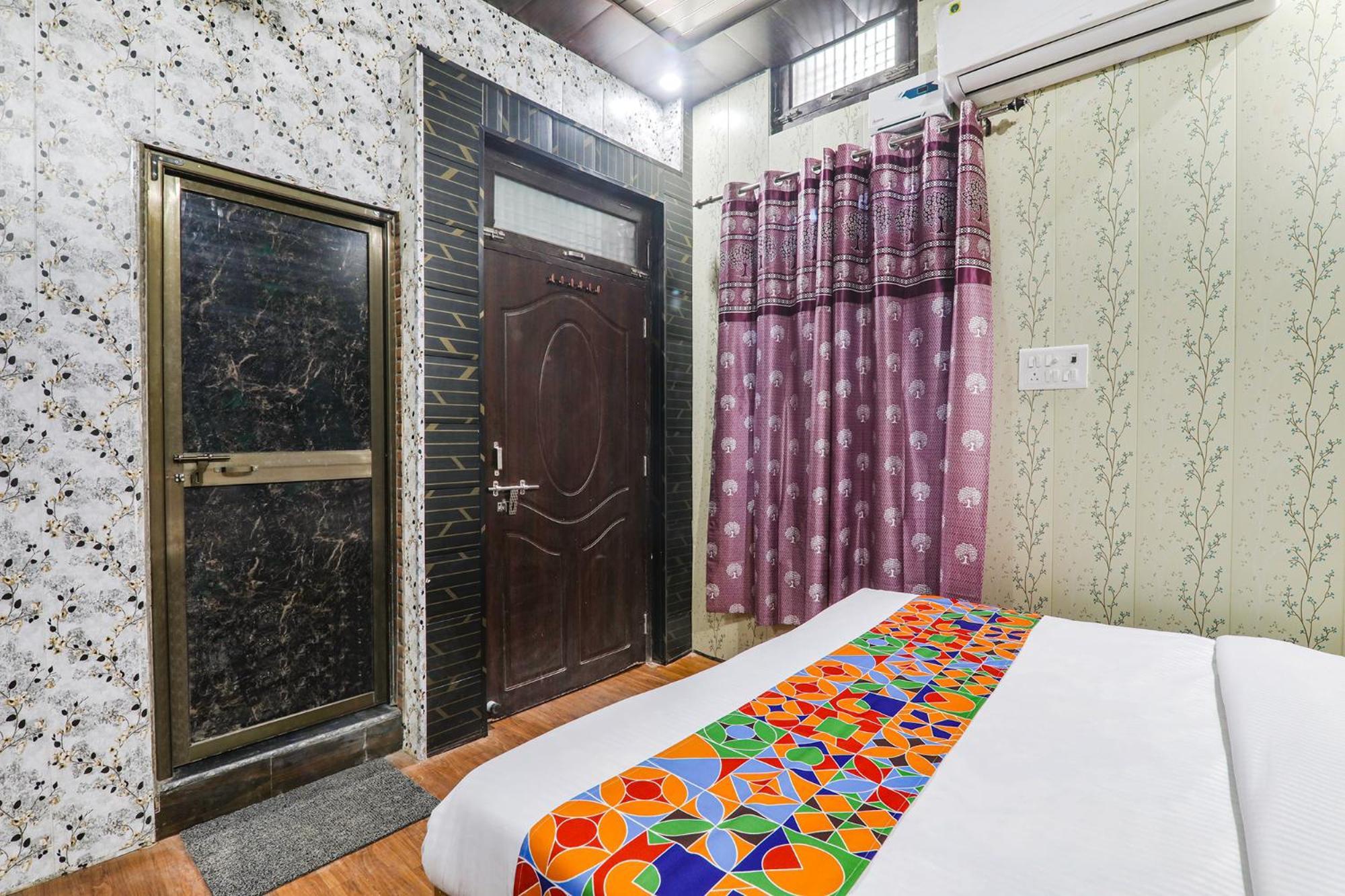 Fabexpress Milan Palace Ayodhya Ngoại thất bức ảnh