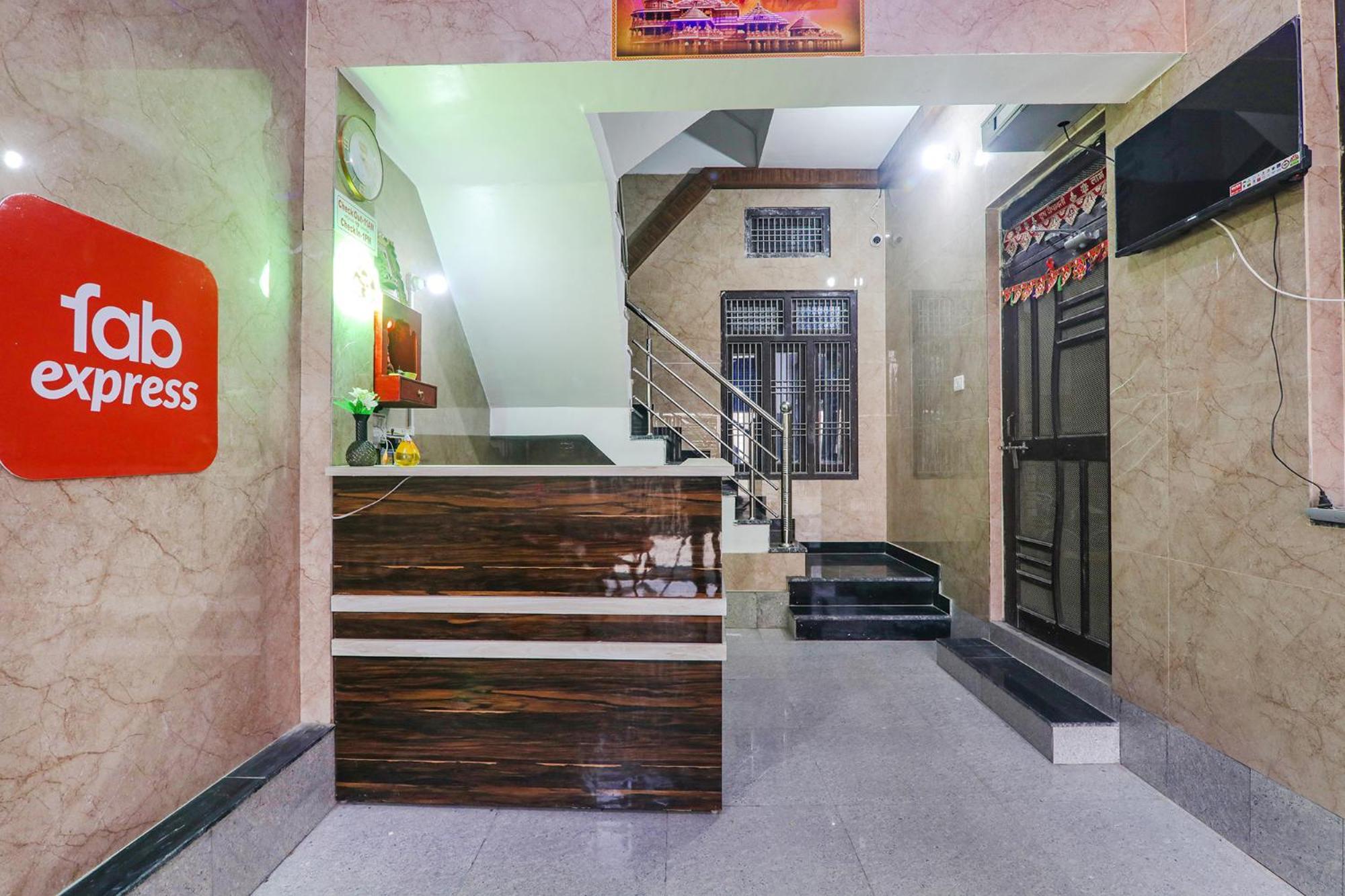 Fabexpress Milan Palace Ayodhya Ngoại thất bức ảnh